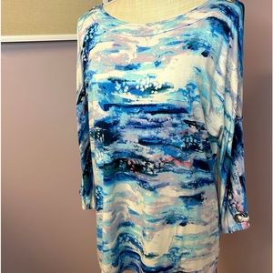 Beautiful Cable & Gauge large women’s long sleeve blouse.